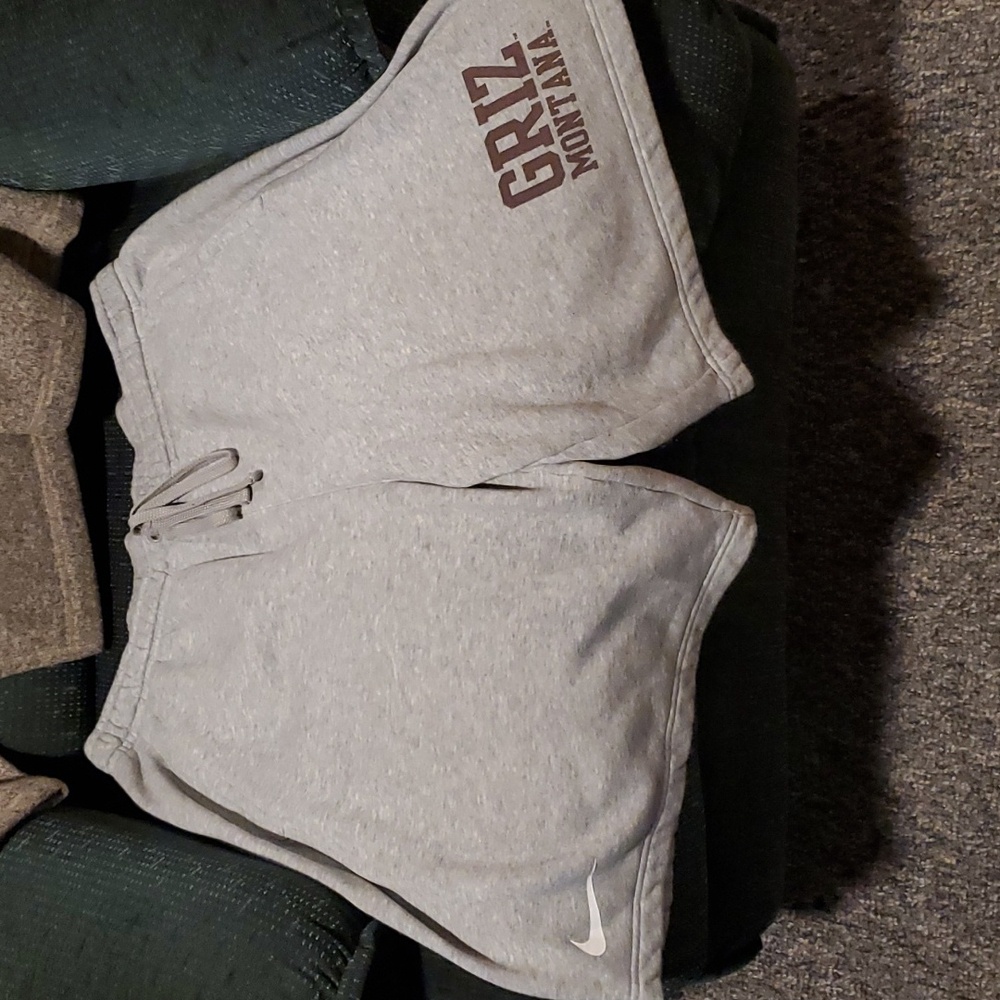 2XL, NIKE Griz Montana, Grey, Fleece, Shorts!!